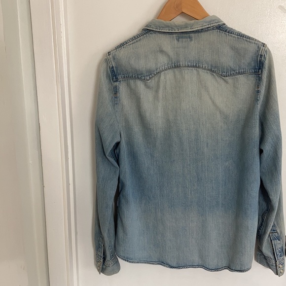 Levis button down denim shirt - Picture 2 of 5